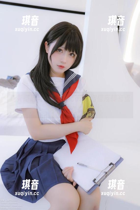 荒井喵喵与她的清纯cos，剧情反转有点出乎意料