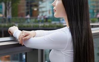 蜜桃社 – 梦乃Mandy的浴室时间：高清图片里洗涤的不止是身体，心灵也漂漂亮亮。
