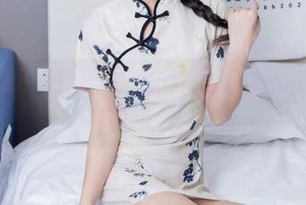 袜啵啵 – 美图资源中，甜甜圈的短裤让人瞩目哦！
