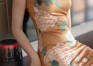 语画界 – 在线欣赏林乐一在泳池的那些美图，难不成水也是魔法？