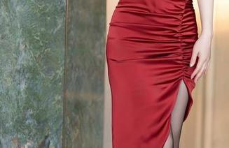 语画界 – 原图给力！芝芝booty的OL美腿让人假装不心动，全套无压力！
