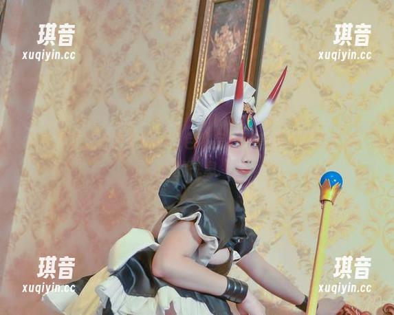 不得不说，贞子蜜桃的白色私房原图有种“天真无邪”的气息.