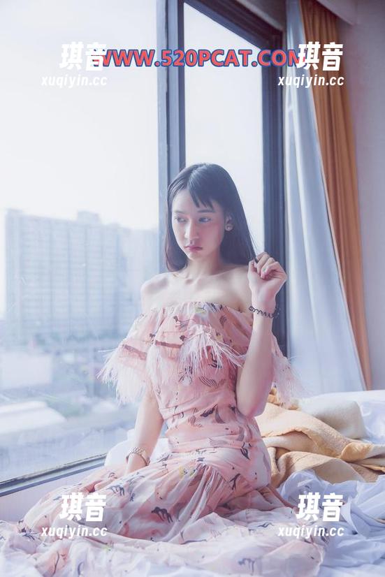 轰趴猫 - 每一张美图都是夏天，Ellie艾栗栗泳装下载必备！