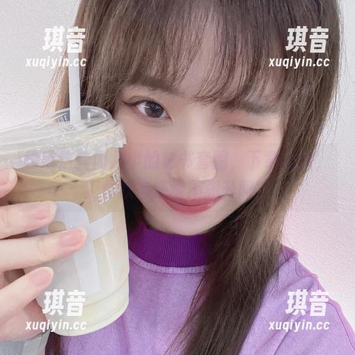 瞧瞧这些闪月半的秘书套图，下载之后，工作状态还能不飙升吗？