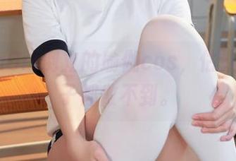 阿薰kaOri倒立的瑜伽cos，估计我这辈子都做不到。