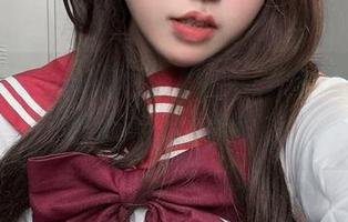 女教师阿薰kaOri的照片，几乎想问：“哪里可以报名？”