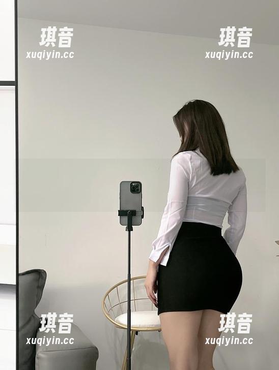 微密圈 - 高能预警：陈大小姐的美图分享，衣服只是浮云！