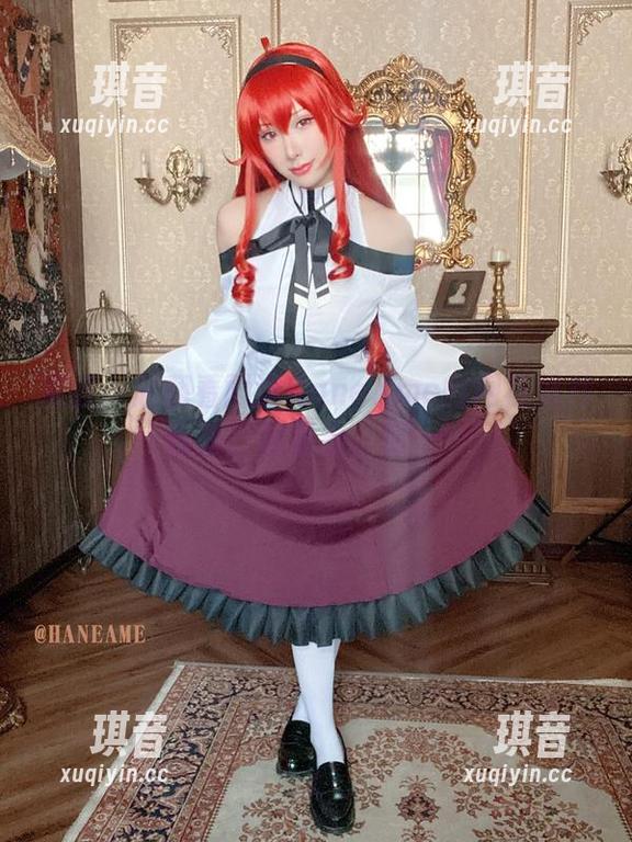 跟我一起翻看雨波HaneAme的网袜照片合集，那景象，嗯……